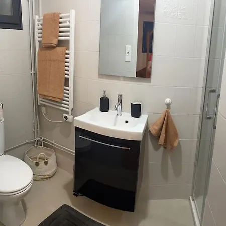 Appartement Charmante Maisonnette A Drancy